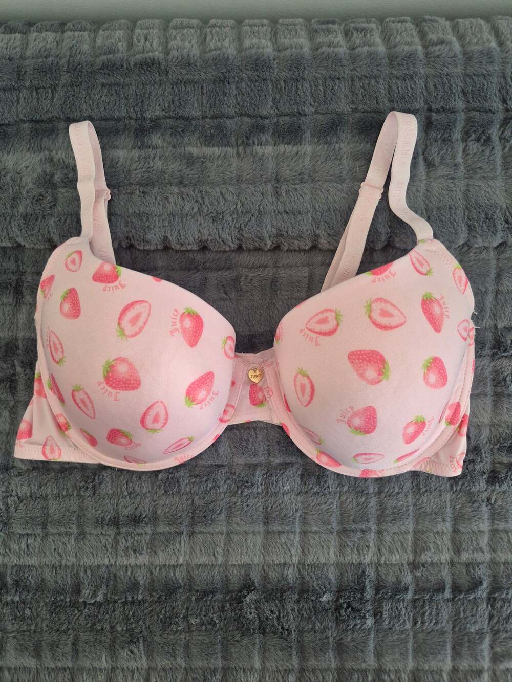 Juicy Couture Strawberry Print Push Up Bra 38D Pink Y2K Coquette